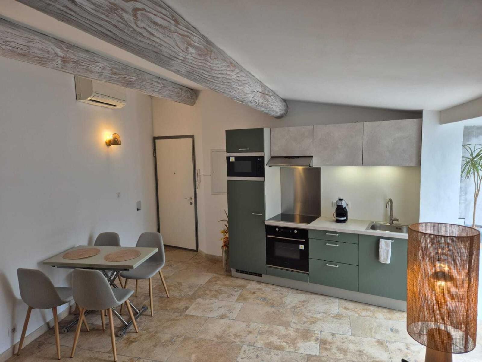 Nuit Etoilee Apartamento LʼIsle-sur-la-Sorgue Exterior foto
